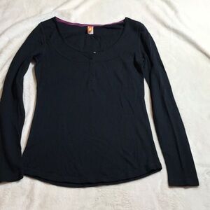 Lucy Thermal Henley Long Sleeve
